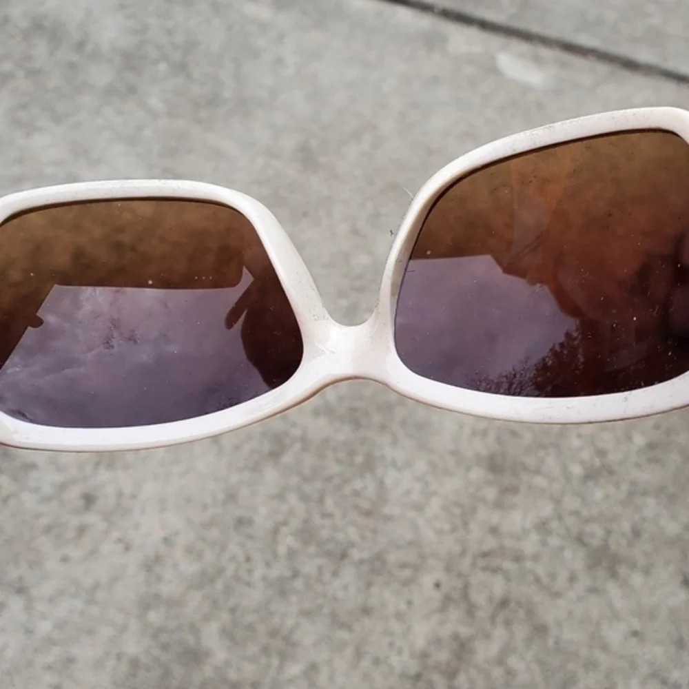 Joan Rivers Vintage Rhinestone sunglasses - Picture 6 of 9